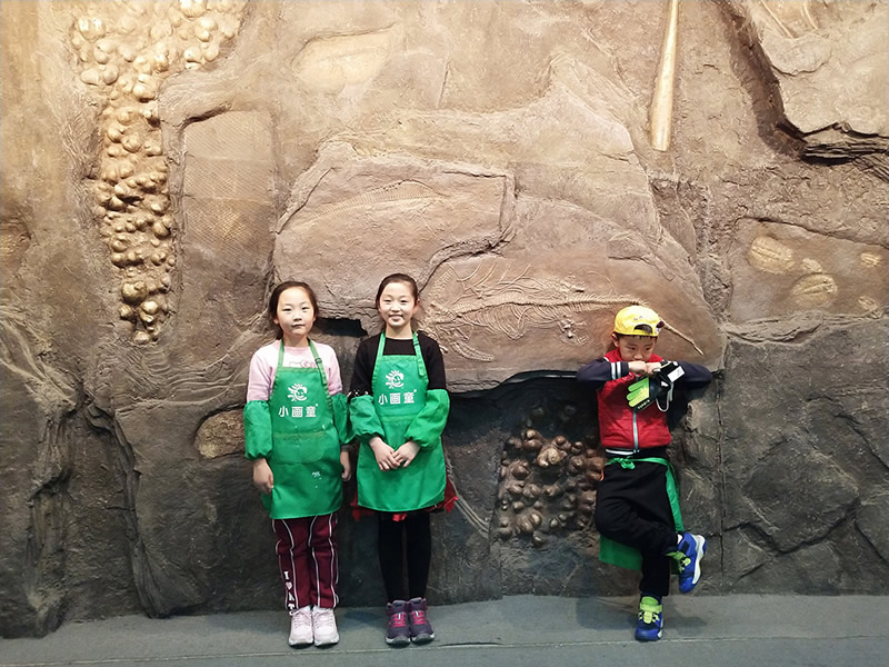 小画童儿童美术中国地质博物馆户外写生