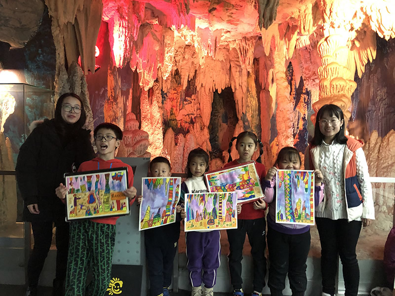 小画童儿童美术中国地质博物馆户外写生